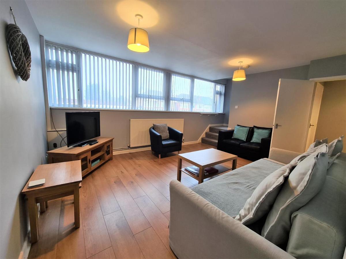 3 Bedroom Apartment Coventry - Hosted By Coventry Accommodation Exteriér fotografie